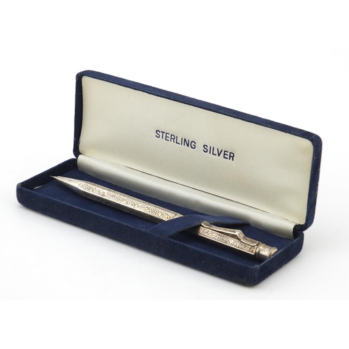 842 - Sterling silver propelling pencil with box