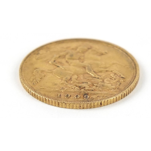 487 - Edward VII 1909 gold half sovereign - this lot is sold without buyer’s premium, the hammer price is ... 