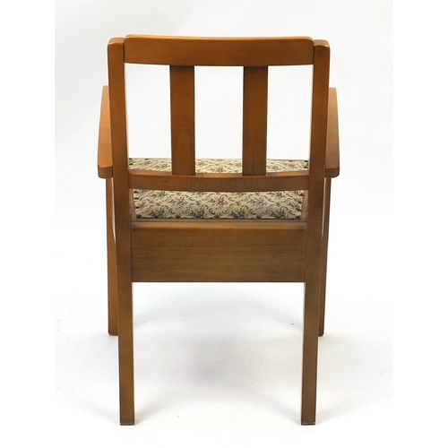 1033 - Light oak commode chair, 83cm high