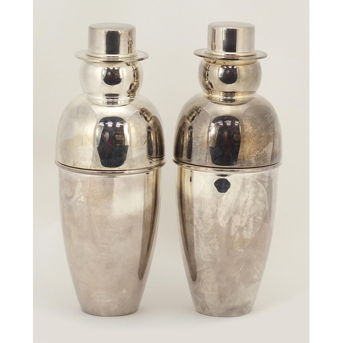 686 - Pair of silver plated snowmen design cocktail shakers, each 26.5cm high