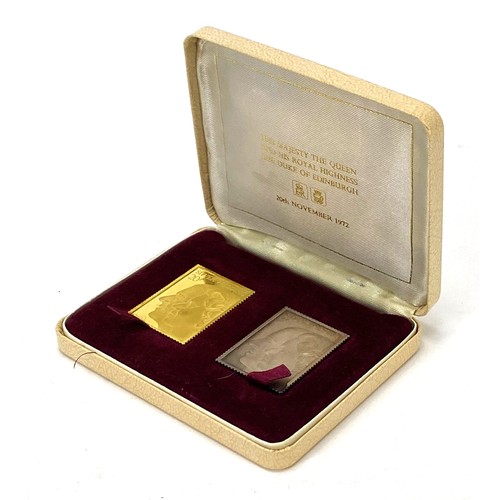 650 - Royal silver wedding anniversary 22ct gold and silver commemorative ingots with fitted case, set num... 