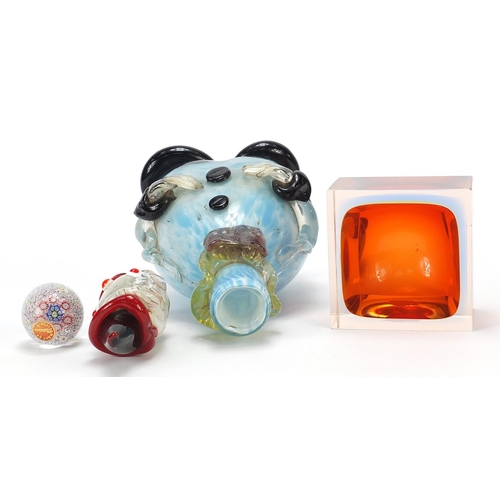 321 - Italian Murano art glassware comprising a Sommerso square dish, Millefiori paperweight with paper la... 