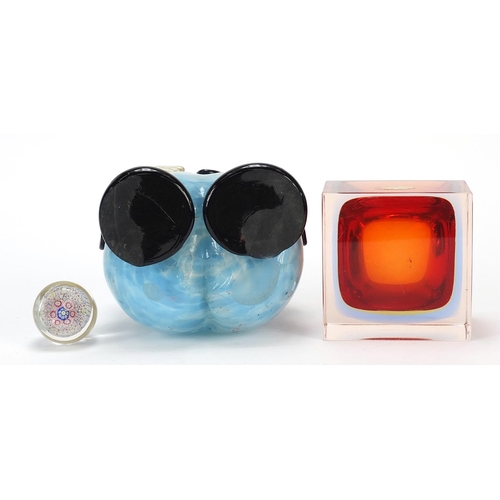 321 - Italian Murano art glassware comprising a Sommerso square dish, Millefiori paperweight with paper la... 