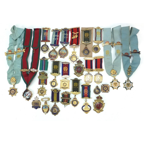 237 - Twenty six Royal Order of Buffalo enamel jewels with various bars