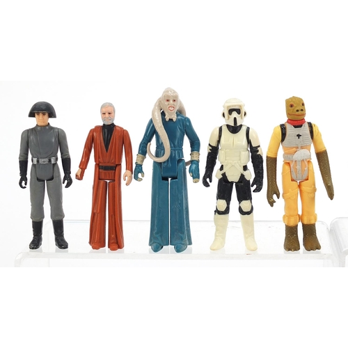 2421 - Twenty 1970's and later Star Wars action figures including Stormtrooper, C3PO and Gamorrean Guard