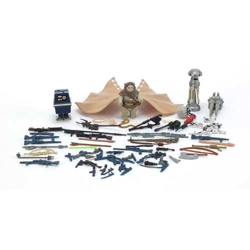 2423 - Collection of vintage Star Wars action figure accessories including guns and Ewok glider action figu... 