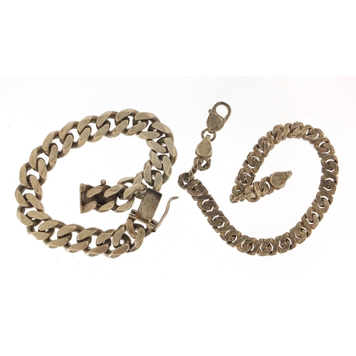 621 - Two silver bracelets including a heavy gentlemen's curb link example, 20cm and 22cm in length, total... 