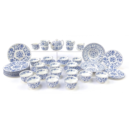 1100 - Minton Hardwick teaware including teapot and trios, the largest 20.5cm in diameter