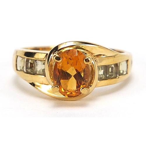 1109 - 9ct gold citrine and quartz dress ring, size O, 4.0g