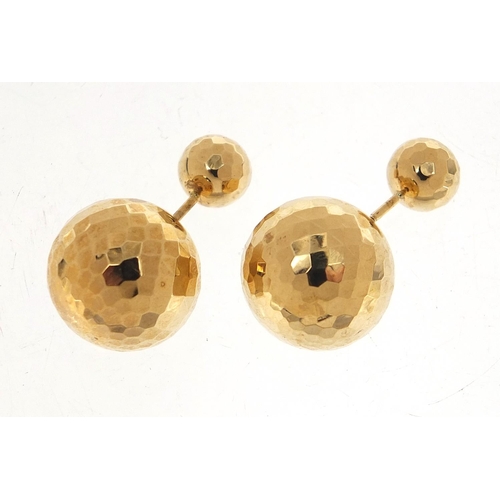 617 - Pair of 9ct gold glitter ball design stud earrings, 1.5cm in diameter, 4.4g