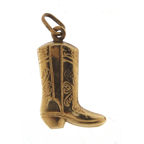 1031 - 9ct gold cowboy boot charm, 2cm high, 0.7g