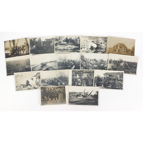 443 - World War I black and white photographic postcards, predominantly German including trenches, dead so... 