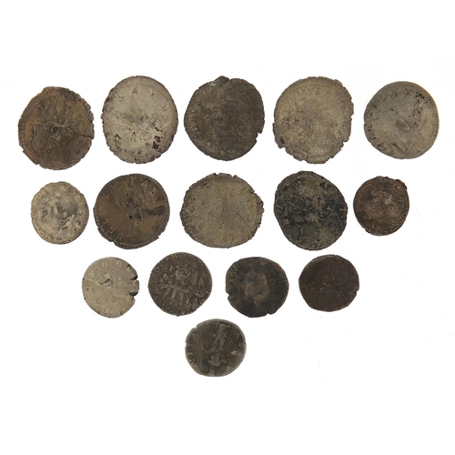 371 - Fifteen Roman coins including denarii, the largest each approximately 2.5cm in diameter, 45.8g