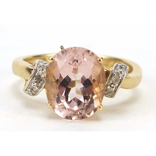 772 - 9ct gold pink stone ring, size O, 4.3g