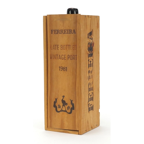 1090 - Bottle of 1981 Ferreira late bottled vintage port with pine crate