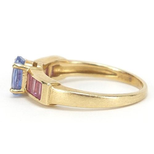 740 - 9ct gold blue and pink stone ring, size M, 3.4g