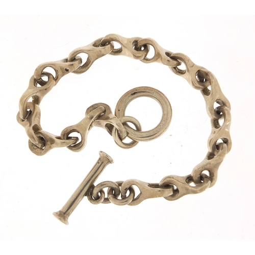 1068 - Modernist silver bracelet, 20cm in length, 41.7g