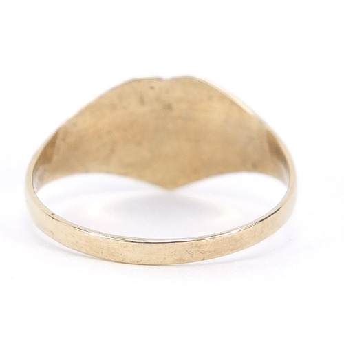 1120 - 9ct gold love heart signet ring, size Q, 2.1g