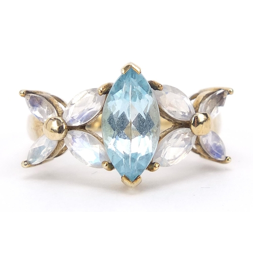 1027 - 9ct gold blue and clear stone ring, size N, 4.2g