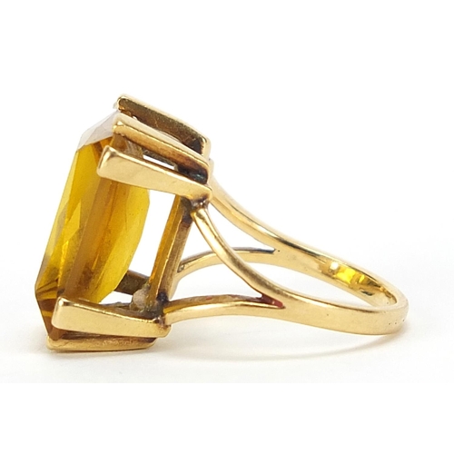 624 - Continental unmarked gold citrine ring, size L, 7.3g