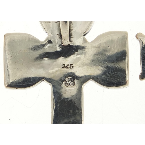 424 - Five silver Celtic cross pendants, the largest 4.6cm high, total 42.5g