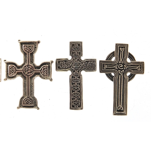 853 - Five silver Celtic cross pendants, the largest 4.6cm high, total 39.5g