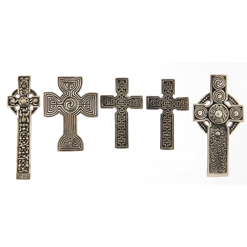 549 - Five silver Celtic cross pendants, the largest 4.6cm high, total 38.3g