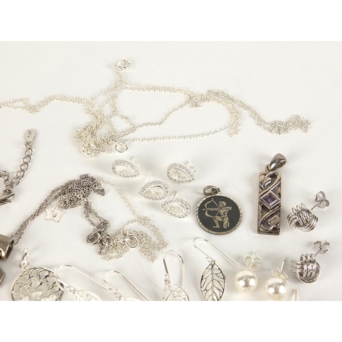 664 - Silver jewellery including earrings, pendants and necklaces, total 53.0g