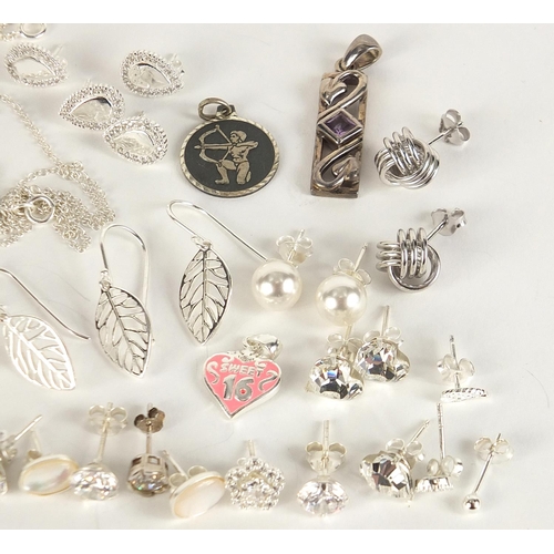 664 - Silver jewellery including earrings, pendants and necklaces, total 53.0g