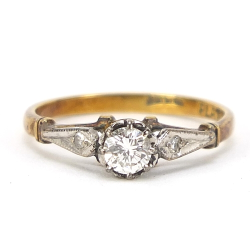 807 - 18ct gold and platinum diamond solitaire ring, size K, 2.2g