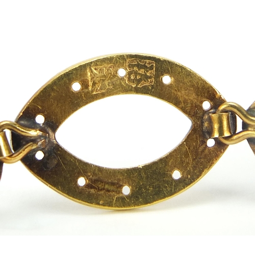 Chinese gold bracelet (tests as 18ct+ gold), impressed character 