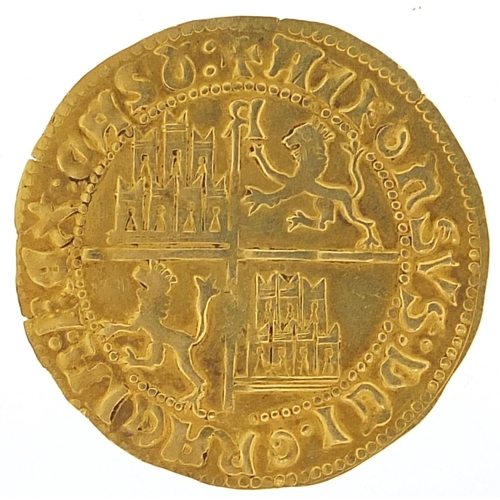 815 - Antique hammered gold coin, 4.1g, 3cm in diameter - this lot is sold without buyer’s premium, the ha... 