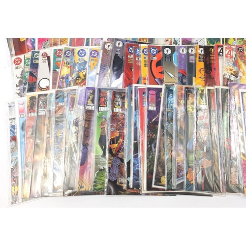 2062 - Collection of vintage and later comics including Marvel, Avengers, Storm Watch, Gen 13 and DC