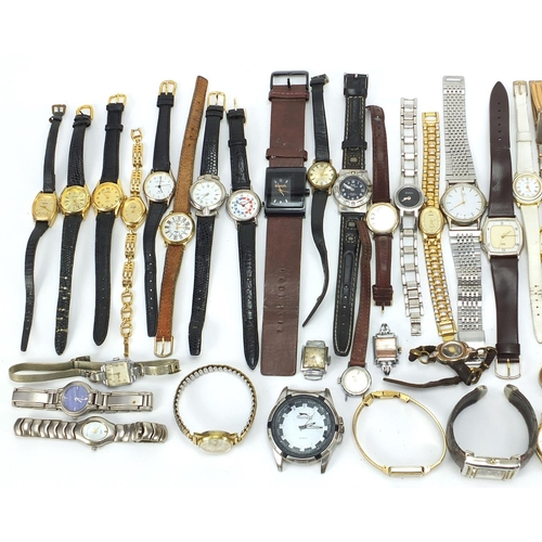 1971 - Vintage and later ladies and gentlemen's wristwatches including Bench, Ingersoll,  Sekonda and Slaze... 