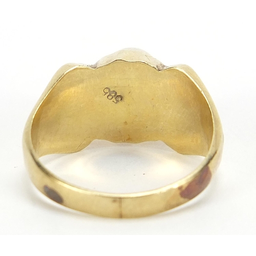 488 - 14ct gold pearl ring, size L, 4.3g