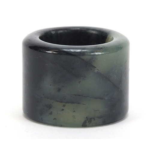 2042 - Chinese jade archer's ring, 3.5cm in diameter