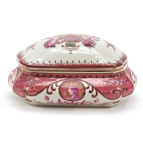 2054 - Modern antique style armorial box and cover, 19.5cm wide