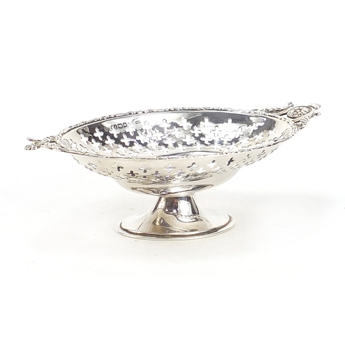 41 - Lee & Wigfull, Edward VII silver pedestal bonbon dish with twin handles, Sheffield 1909, 16cm wide, ... 