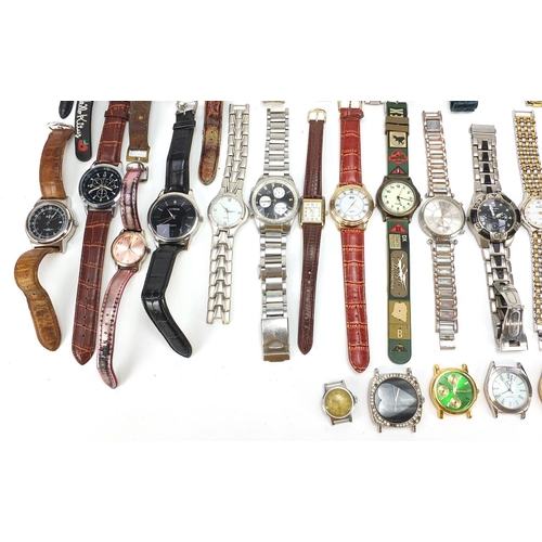 1812 - Vintage and later ladies and gentlemen's wristwatches including Lorus and Accurist