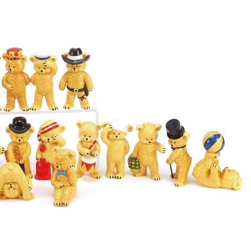 2007 - Collection of china teddy bears, the largest 11.5cm high