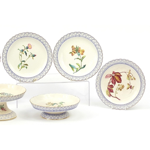 1833 - Copeland, Victorian nine piece desert service comprising three comports and six plates, each decorat... 