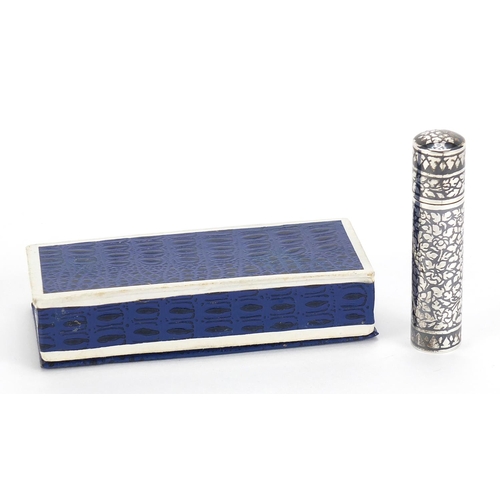 555 - Thai sterling silver Niello work needle case, housed in a fitted box, impressed marks to the base, 7... 