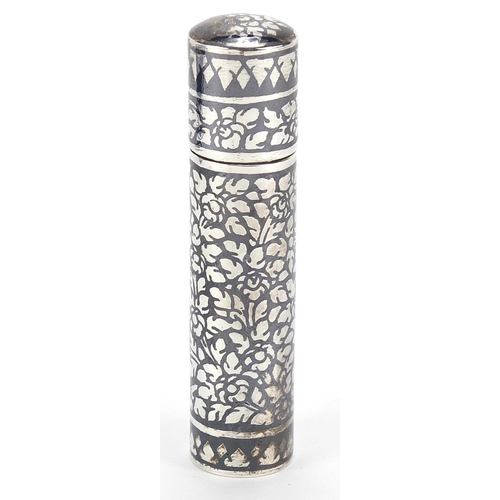 555 - Thai sterling silver Niello work needle case, housed in a fitted box, impressed marks to the base, 7... 