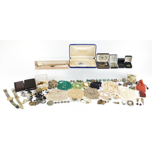 2562 - Vintage and later jewellery including simulated pearl necklaces, wristwatches, earrings and brooches