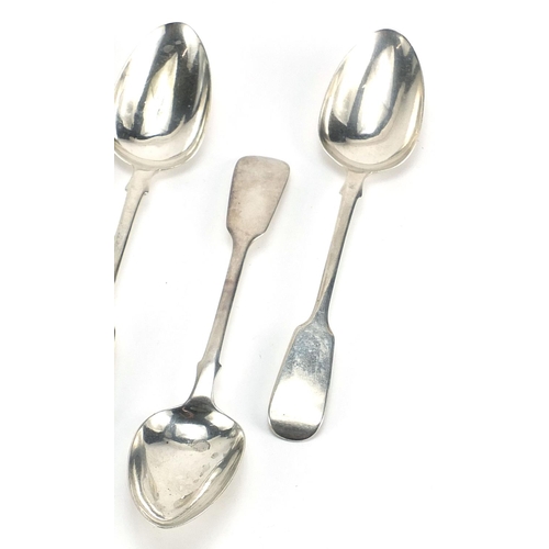 312 - Charles Boyton, set of five Victorian silver spoons, London 1847, 17cm in length, 153.8g