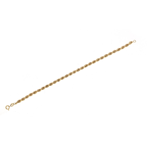 735 - 9ct gold rope twist bracelet, 16cm in length, 2.1g