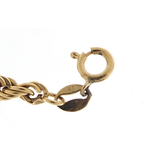 735 - 9ct gold rope twist bracelet, 16cm in length, 2.1g