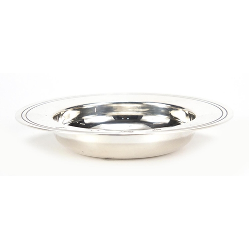 939 - Carrs, Elizabeth II circular silver dish, London 1971, 8.3cm in diameter, 44.8g