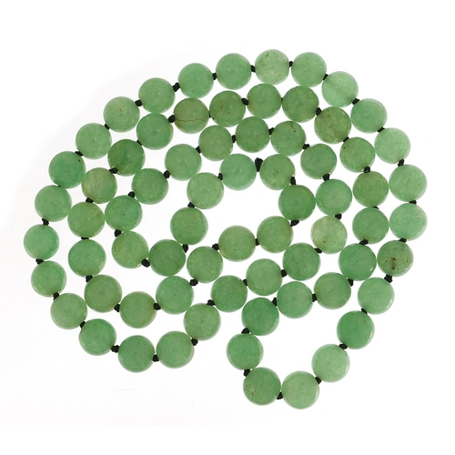 1895 - Chinese green jade bead necklace, 48cm in length, each bead 11mm in diameter, total 160.2g