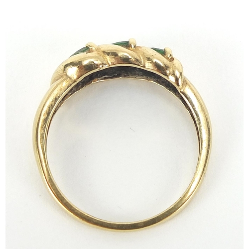 492 - 9ct gold green stone ring, size M, 2.2g